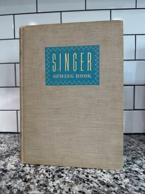 Vintage 1950’s Singer Sewing Book 🪡